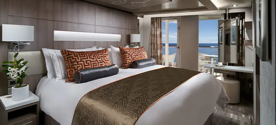 881x400_Encore-HB-Stateroom